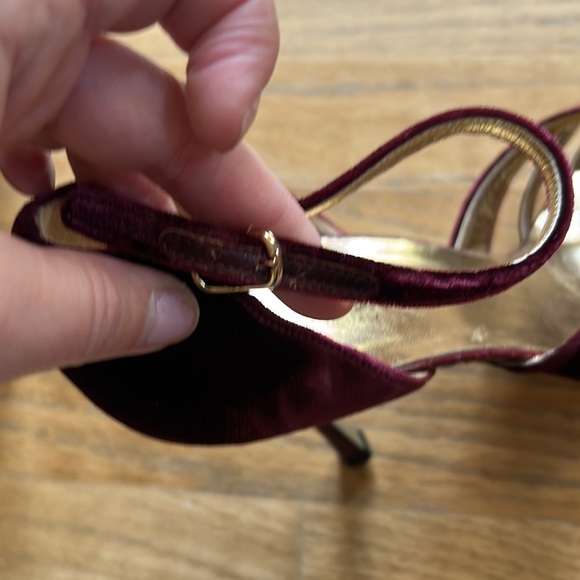 Dolce & Gabbana Velvet and Leather Burgundy Heels - Picture 5 of 8